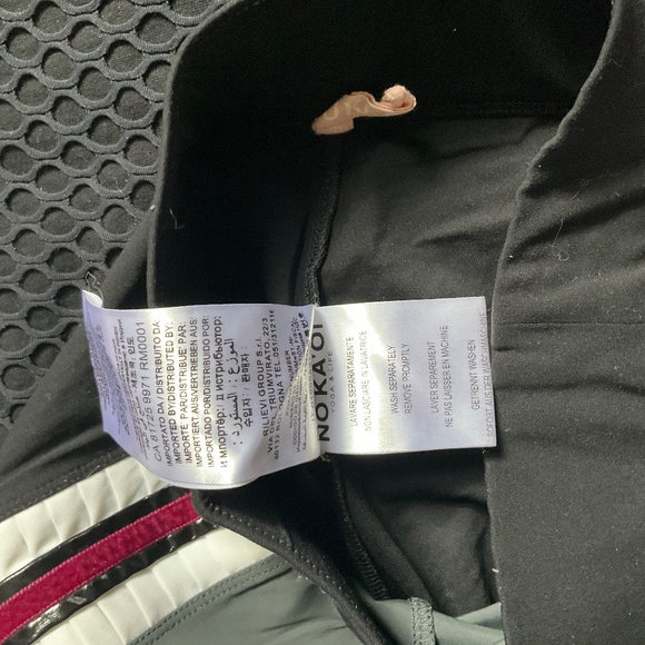 NO KA' OI SET OF LEGGINGS AND SWEATSHIRT. SIZE: 01-02 (S). COLOR: BLACK MULTI. P - Picture 6 of 10